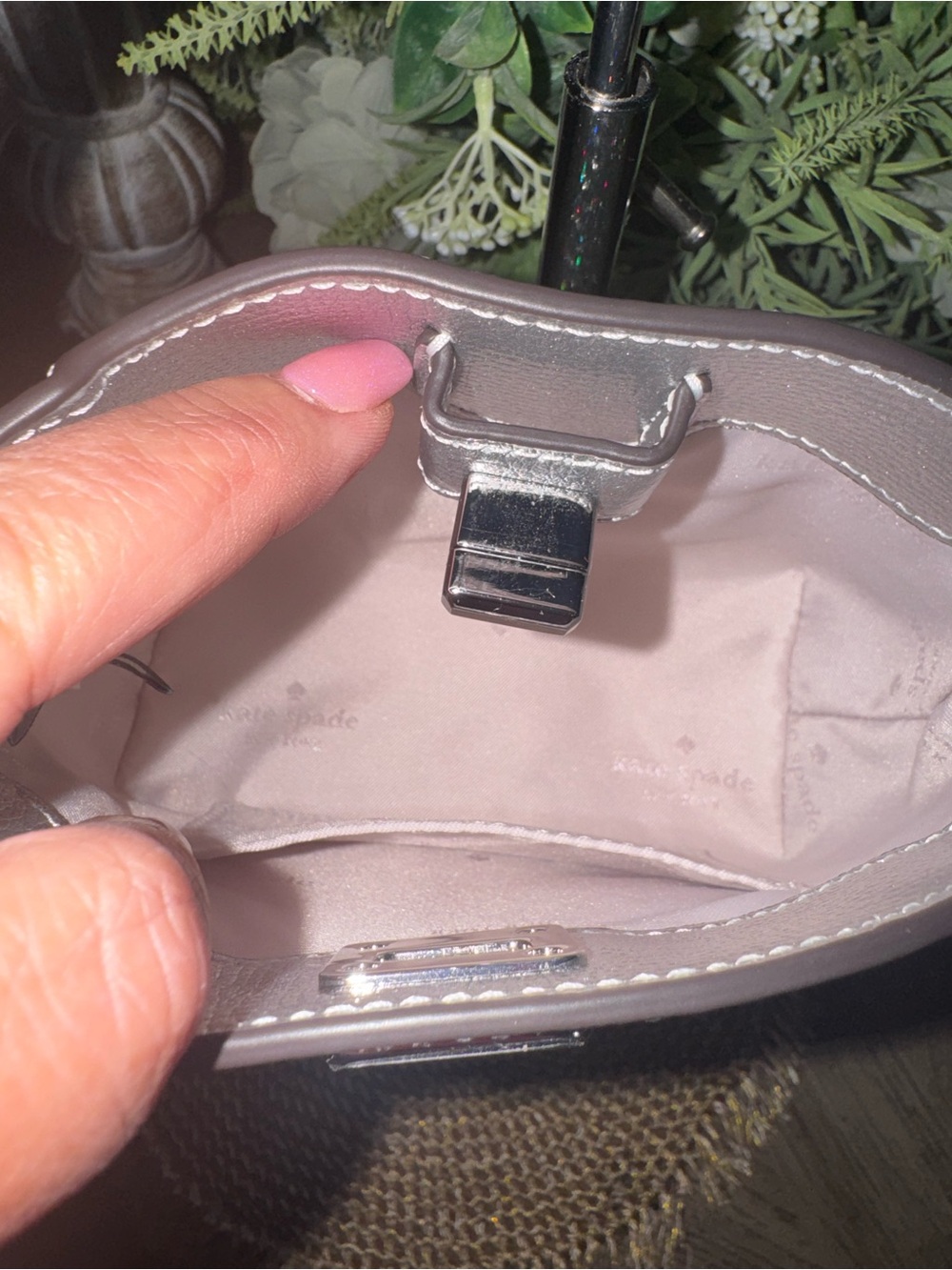 NWOT Kate Spade Collectors Sachel w/ Sparkling Crystal-Embellishment 💖 - Picture 4 of 5